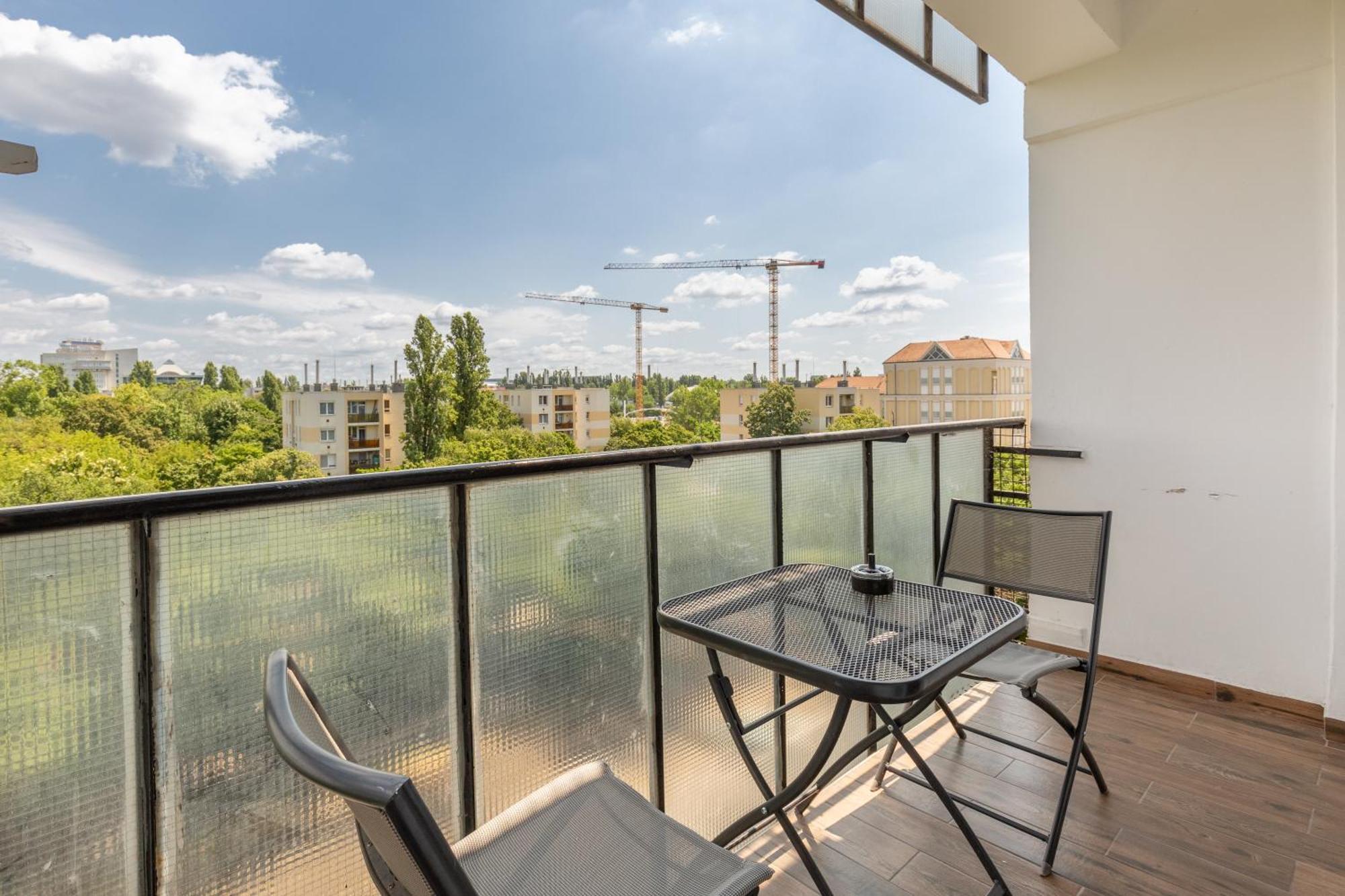 Street'N Apartment Budapest Esterno foto